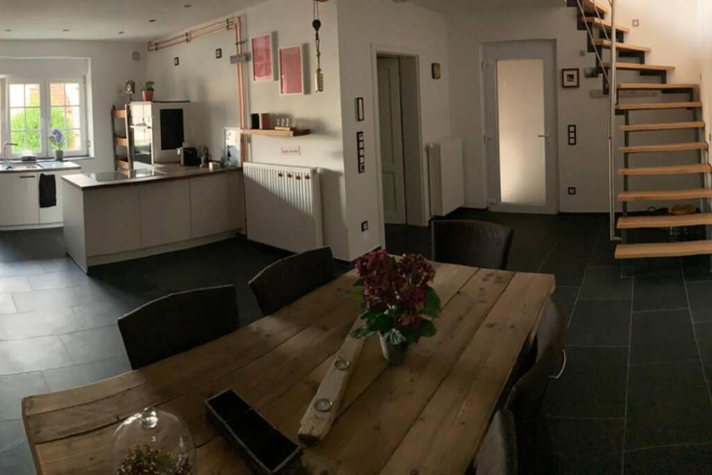 Apartamento Hier Steckt Liebe Drin ! Dormagen Exterior foto